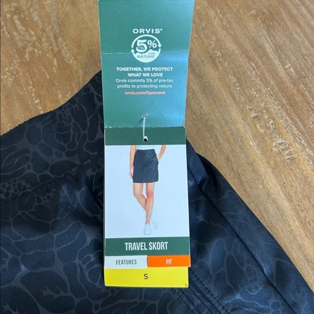 Orvis Women Travel Skort Black Floral Pattern Active‎ Hiking Golf Size S NWT - Picture 4 of 6